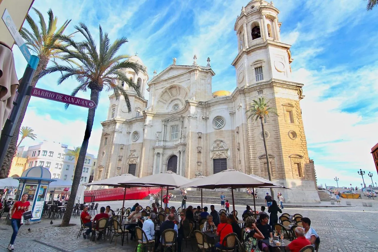 Apartamento Confortable Junto Al Mercado Cadiz Apartment